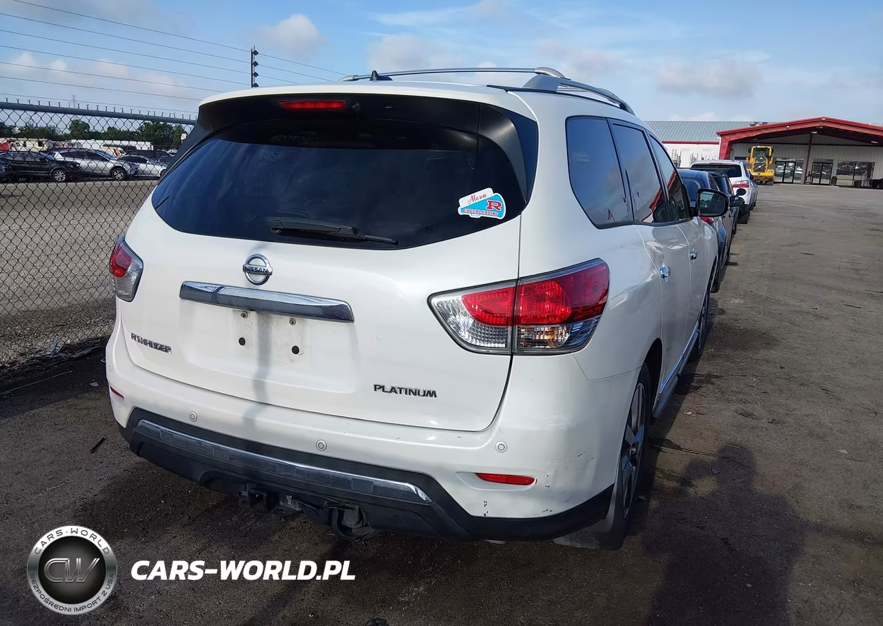 2015 Nissan Pathfinder Platinum VIN:5N1AR2MN5FC656189 - 4