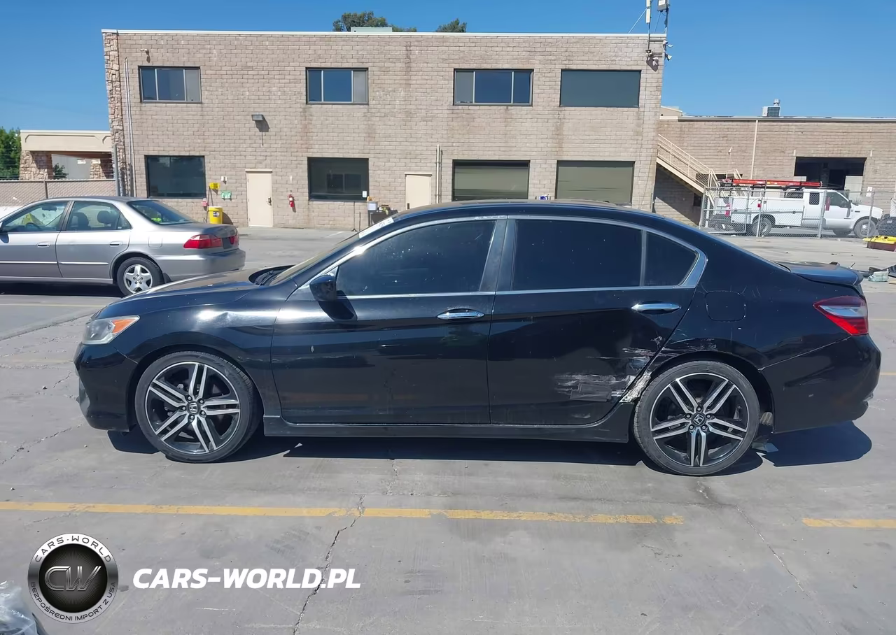 2017 Honda Accord Sport Se VIN:1HGCR2F15HA178153 - 15