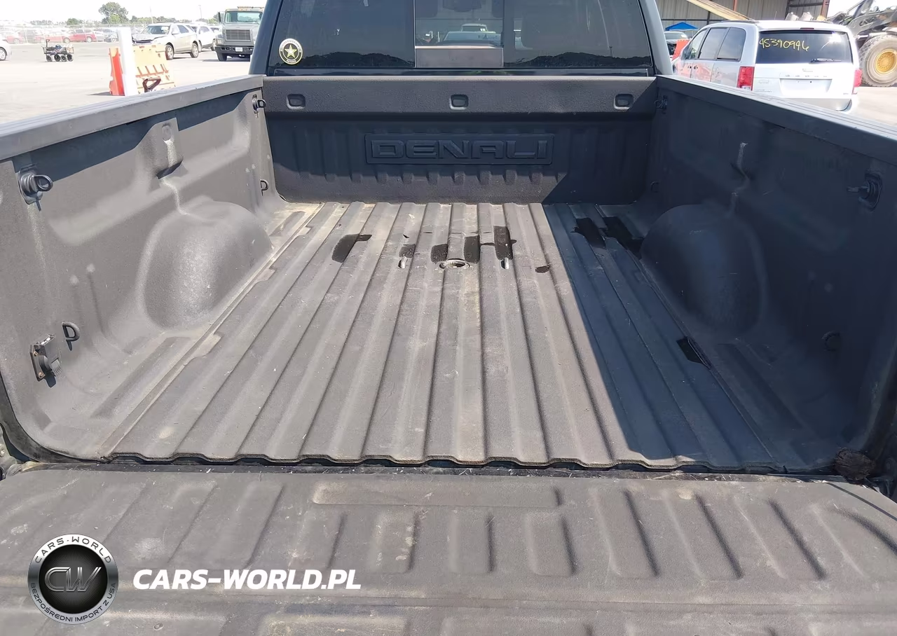 2016 GMC Sierra 2500Hd Denali VIN:1GT12UE80GF130632 - 17