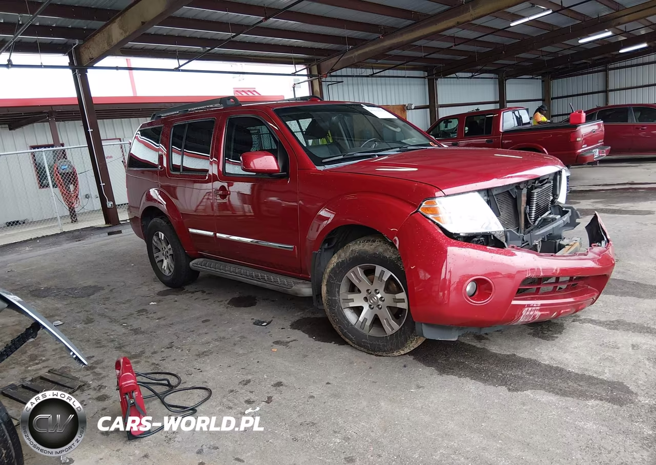 2011 Nissan Pathfinder Silver