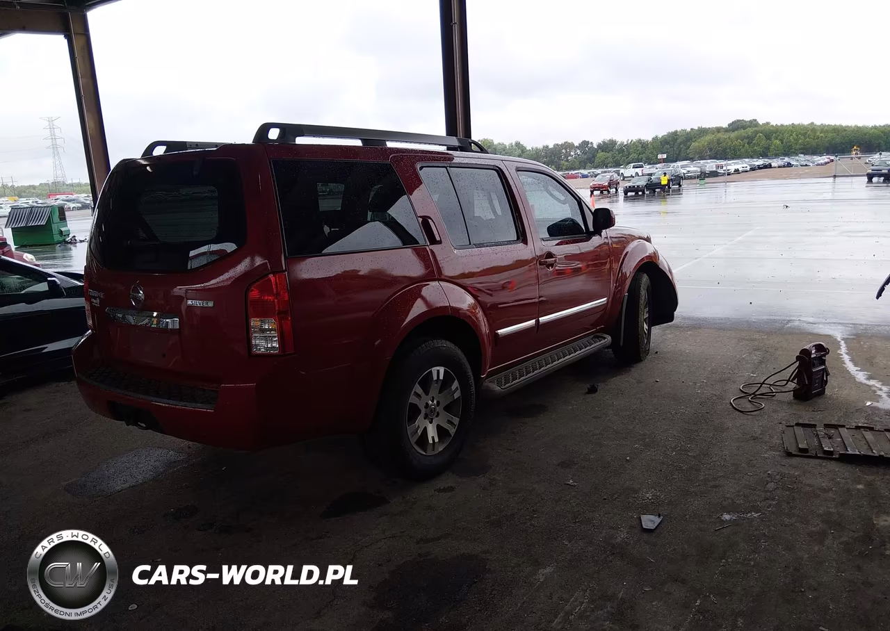 2011 Nissan Pathfinder Silver VIN:5N1AR1NN6BC614312 - 4