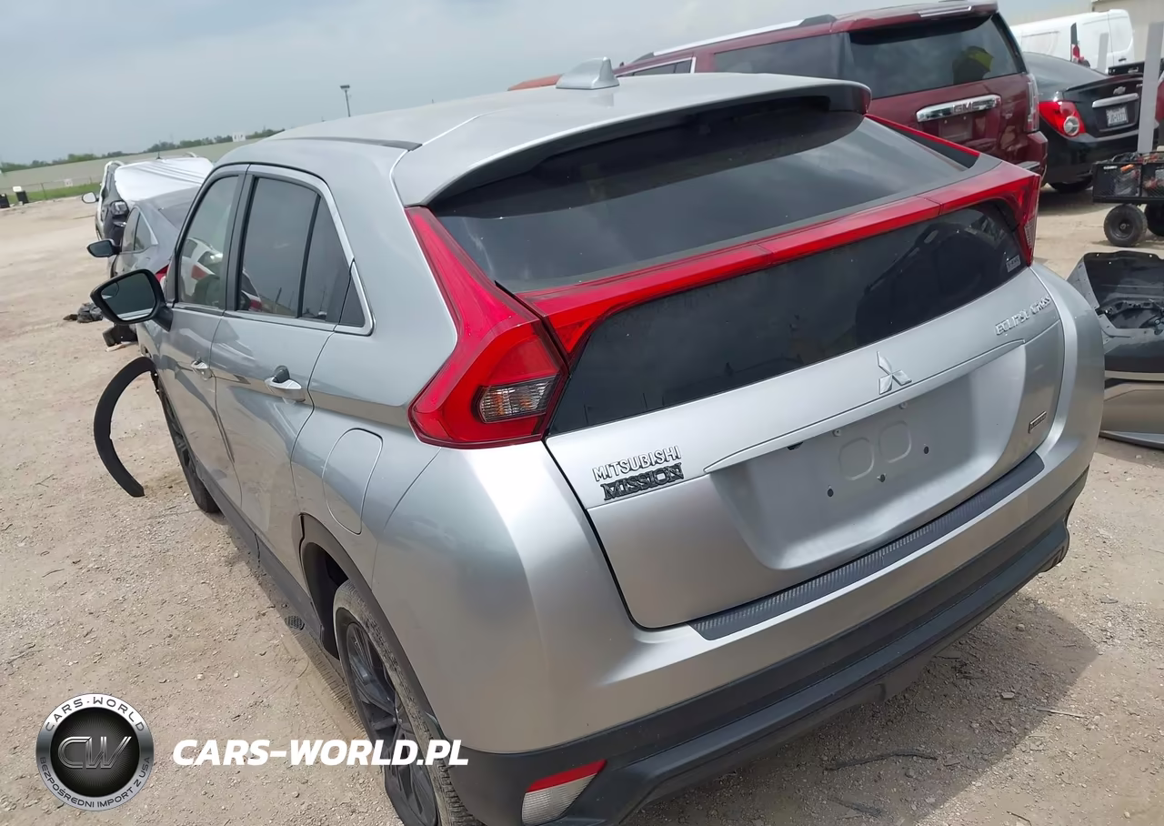2018 Mitsubishi Eclipse Cross Le VIN:JA4AT4AA1JZ046843 - 3