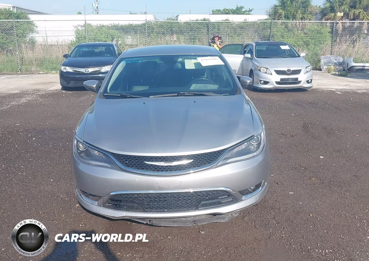 2015 Chrysler 200 C VIN:1C3CCCEG6FN556938 - 12