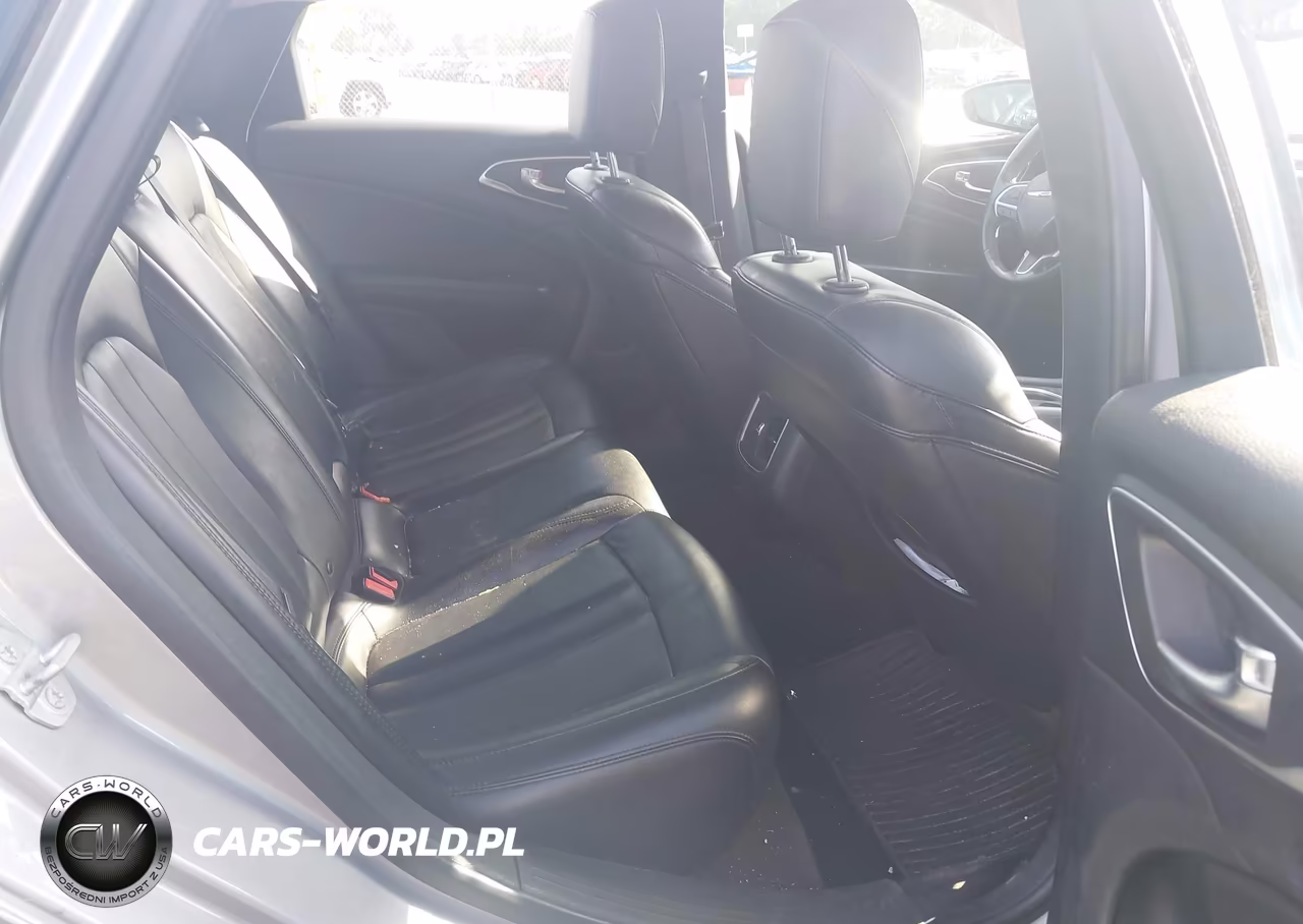 2015 Chrysler 200 C VIN:1C3CCCEG6FN556938 - 8