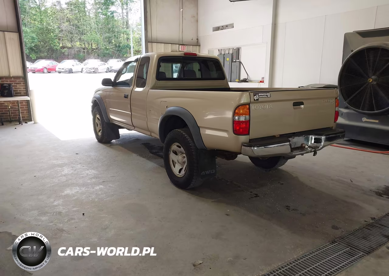 2003 Toyota Tacoma VIN:5TEWM72N03Z277803 - 3