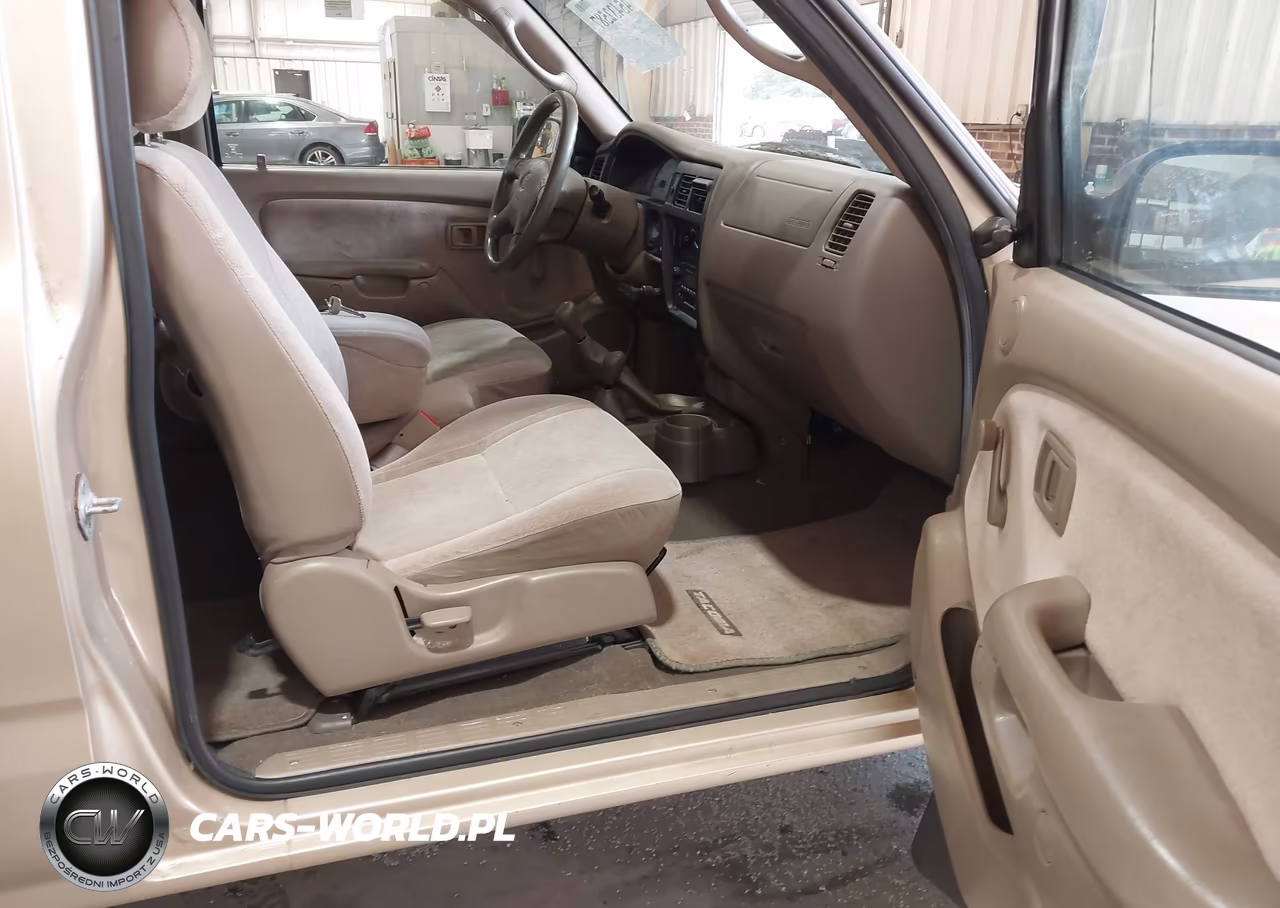 2003 Toyota Tacoma VIN:5TEWM72N03Z277803 - 5