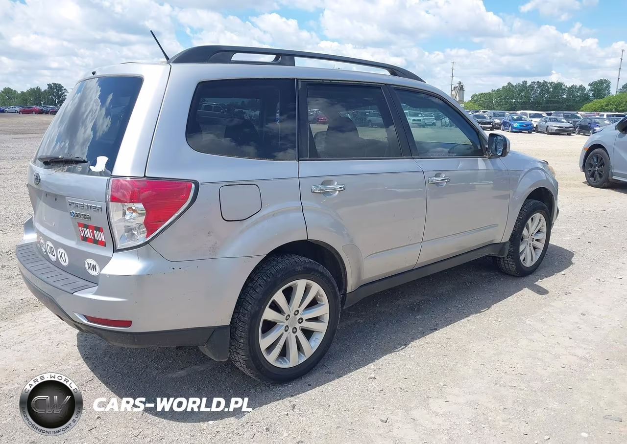 2012 Subaru Forester 2.5X Premium VIN:JF2SHBCC4CH454097 - 4