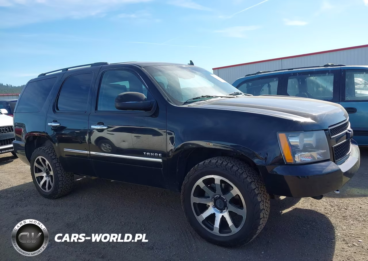 2011 Chevrolet Tahoe Ltz VIN:1GNSKCE05BR236680 - 14