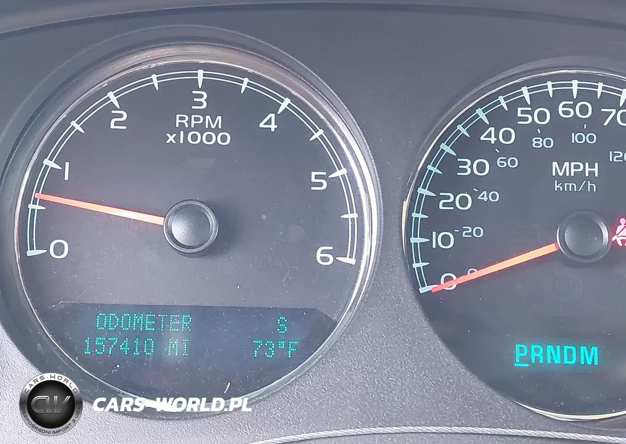 2011 Chevrolet Tahoe Ltz VIN:1GNSKCE05BR236680 - 16