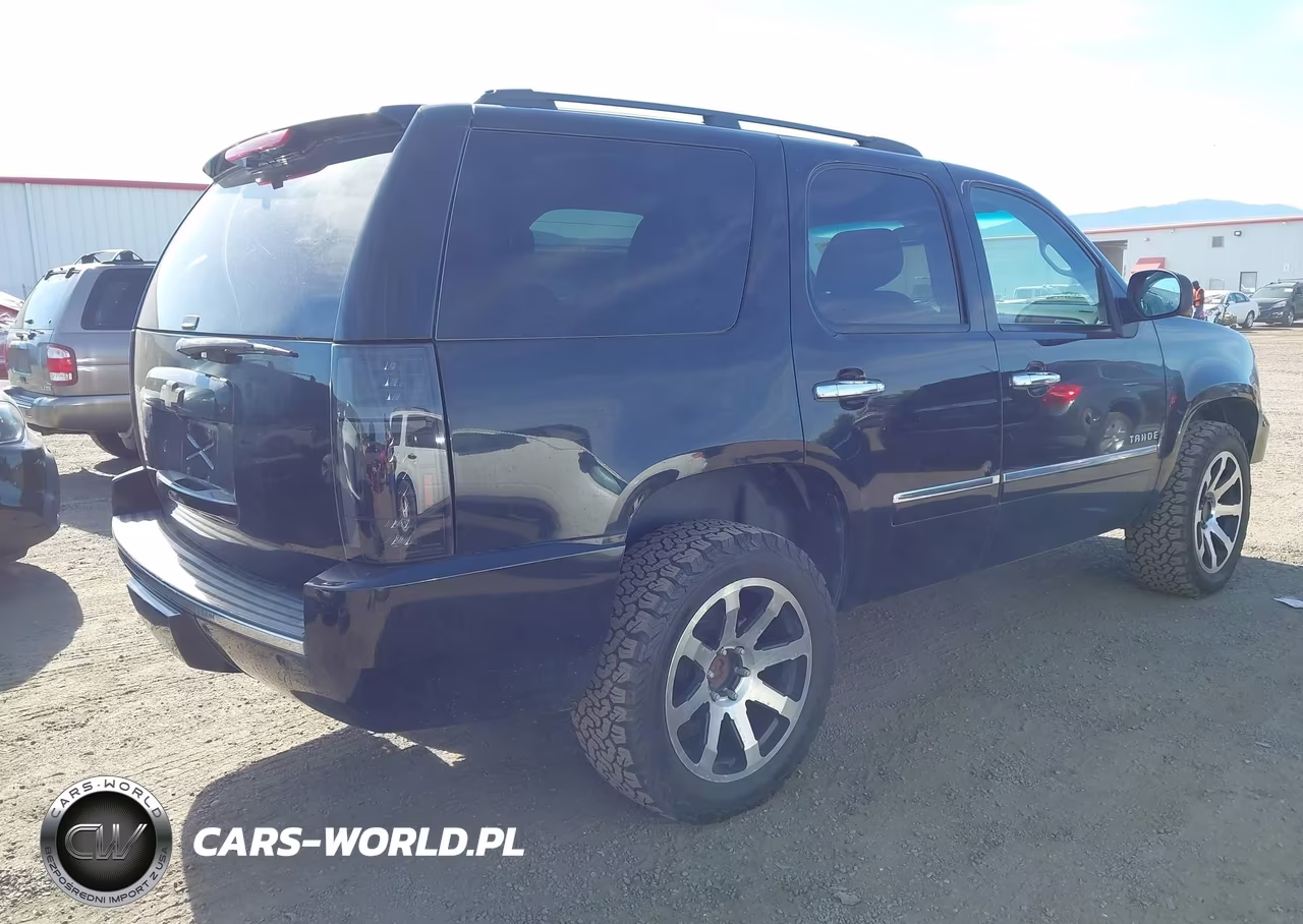 2011 Chevrolet Tahoe Ltz VIN:1GNSKCE05BR236680 - 4