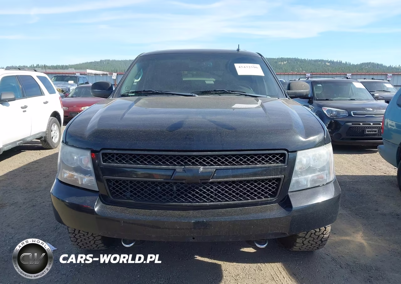 2011 Chevrolet Tahoe Ltz VIN:1GNSKCE05BR236680 - 6