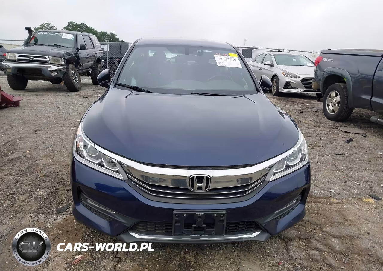 2016 Honda Accord Sport VIN:1HGCR2F5XGA104518 - 12