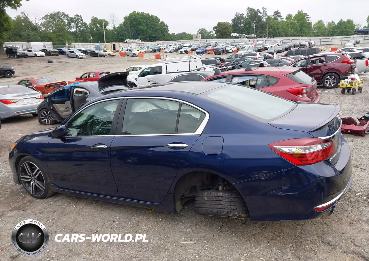 2016 Honda Accord Sport VIN:1HGCR2F5XGA104518 - 14