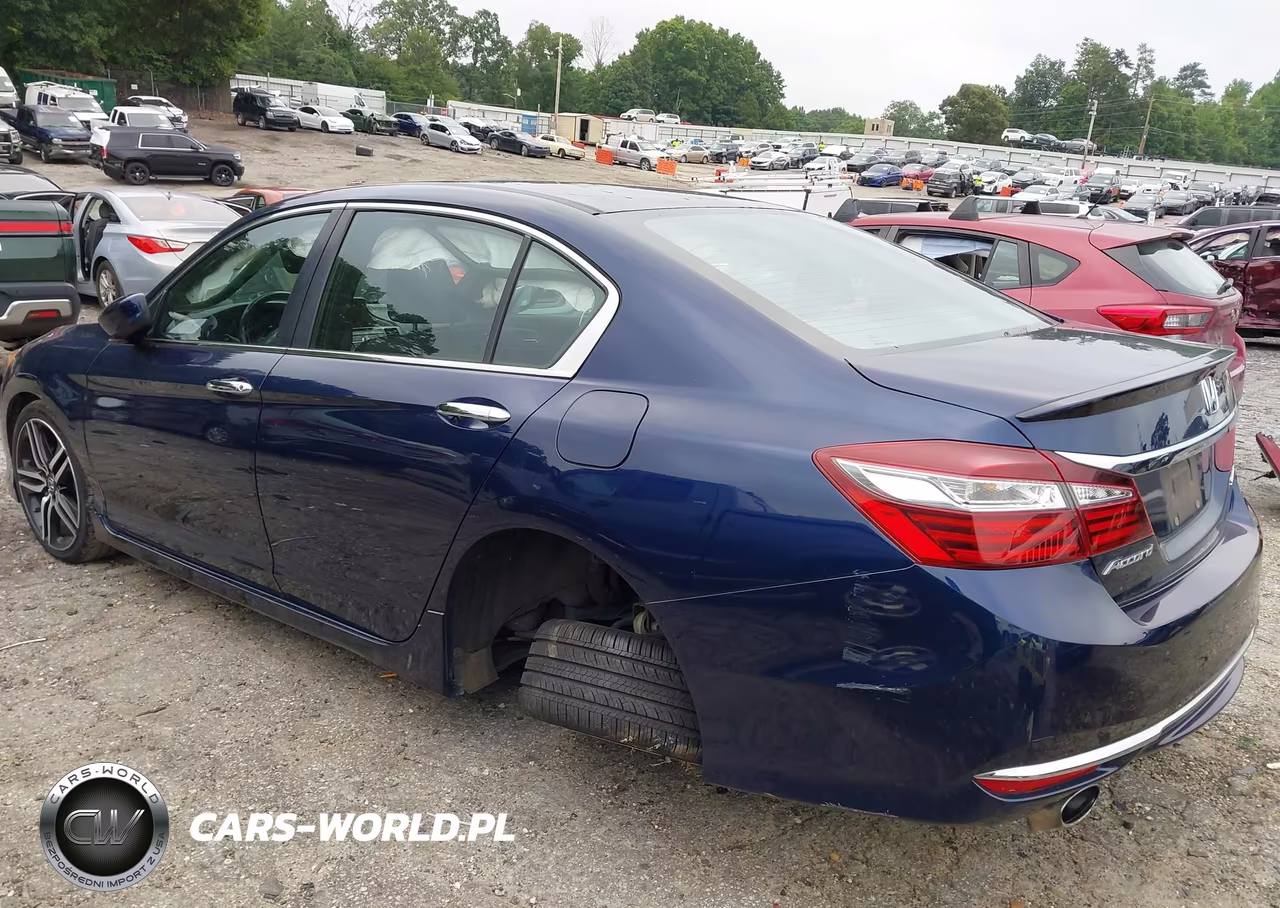 2016 Honda Accord Sport VIN:1HGCR2F5XGA104518 - 17