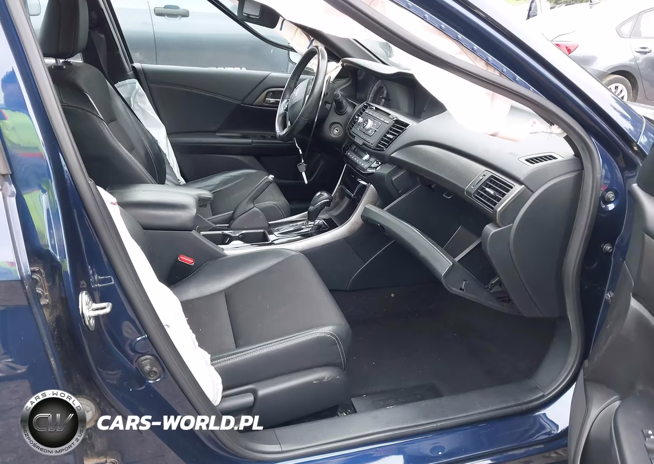 2016 Honda Accord Sport VIN:1HGCR2F5XGA104518 - 5