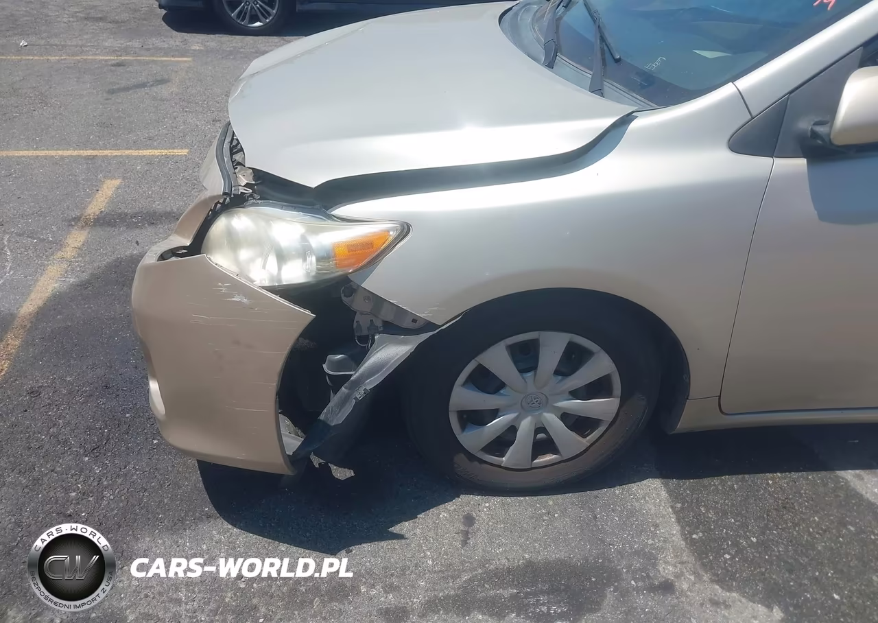 2011 Toyota Corolla Le VIN:2T1BU4EEXBC580035 - 17