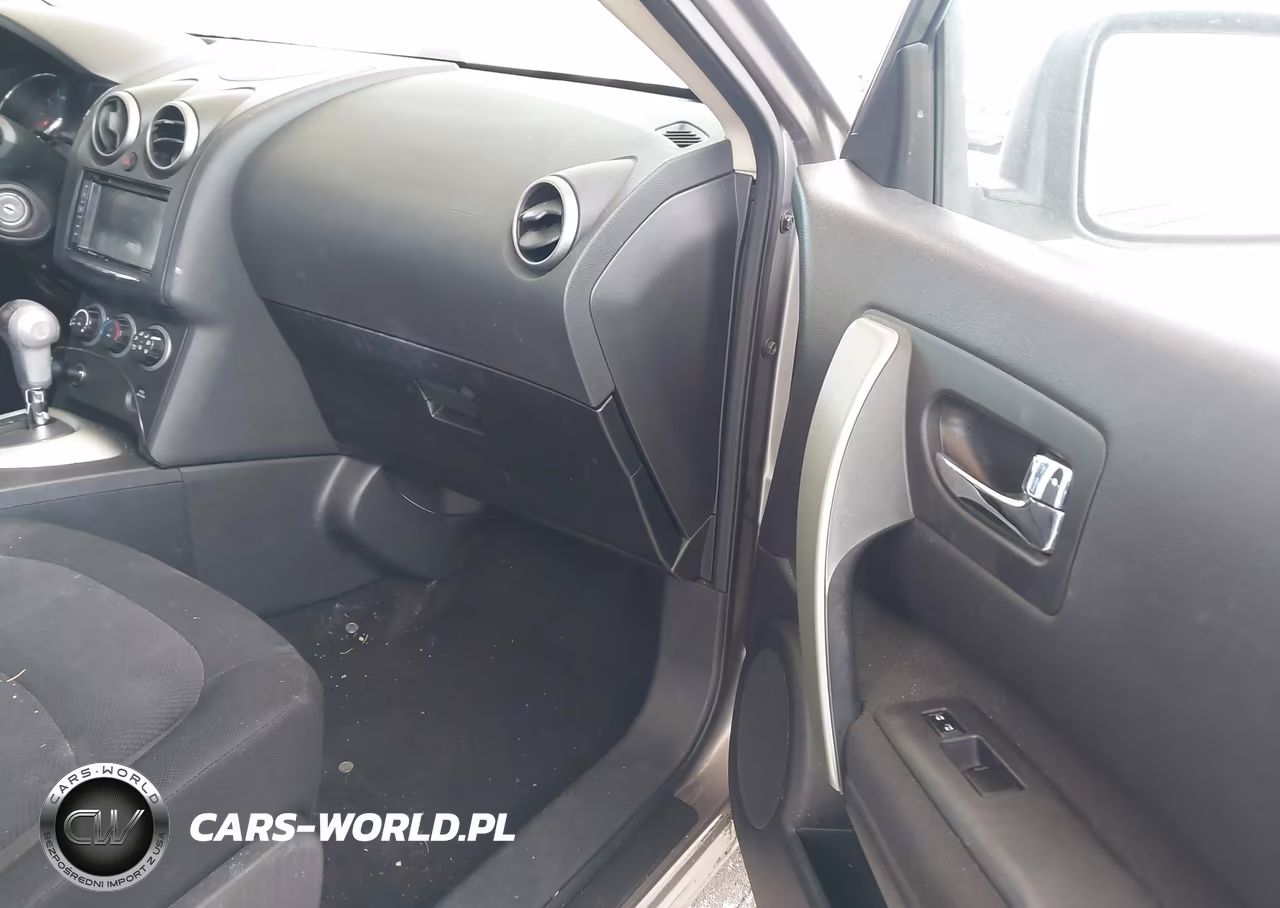 2011 Nissan Rogue S Krom Edition VIN:JN8AS5MV4BW292130 - 5