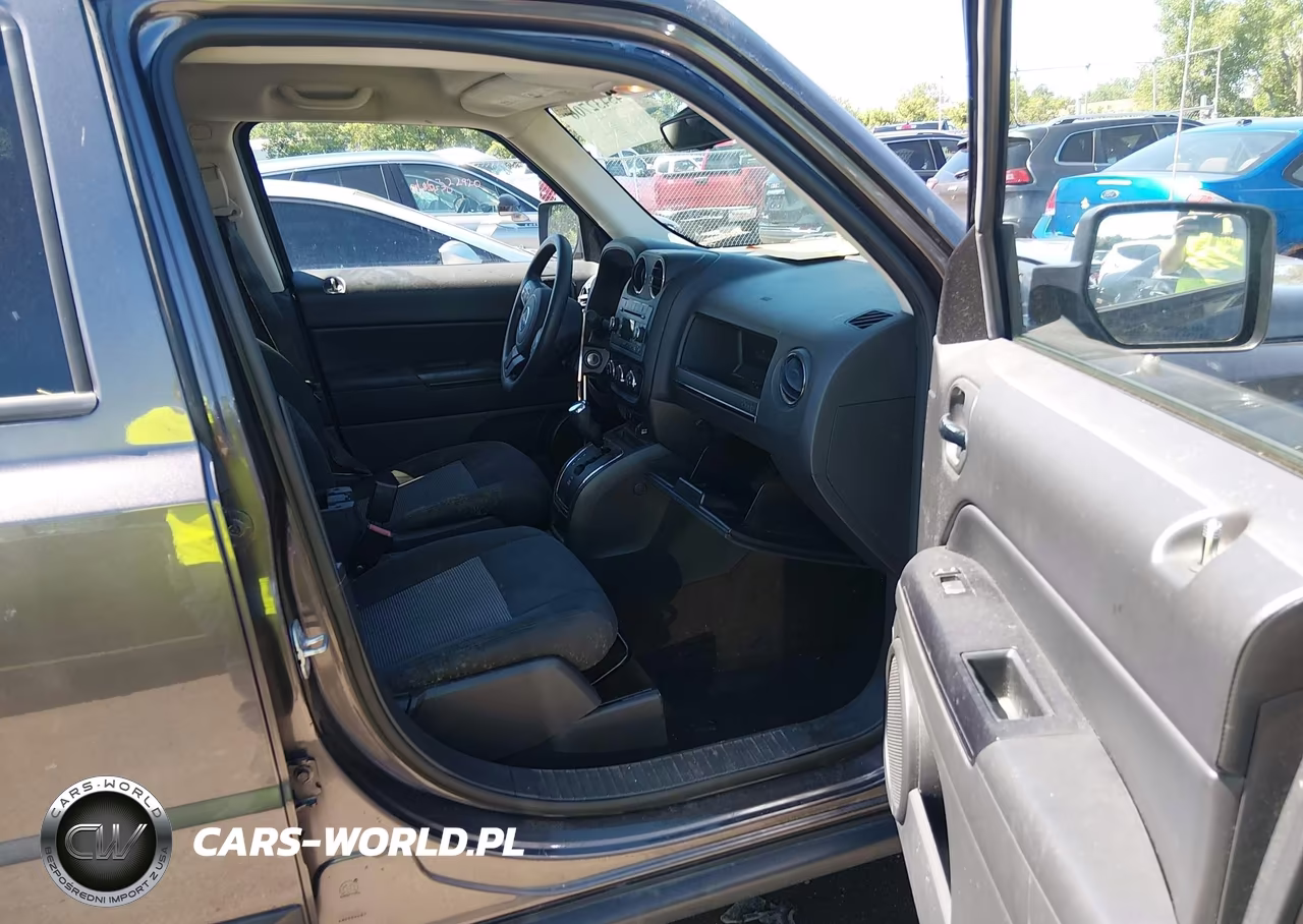 2016 Jeep Patriot Sport VIN:1C4NJRBB6GD650850 - 5
