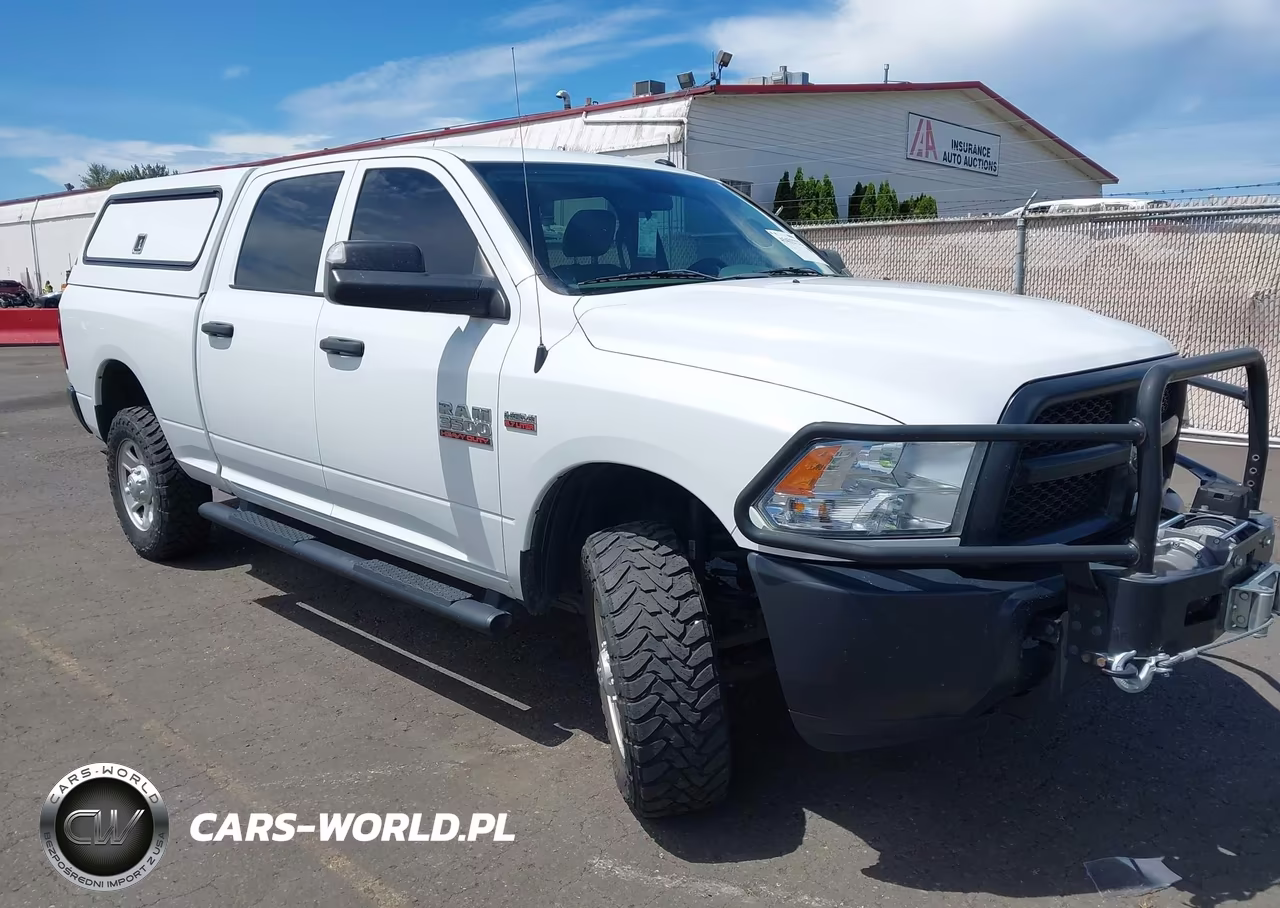 2018 Ram 3500 Tradesman 4X4 6'4 Box