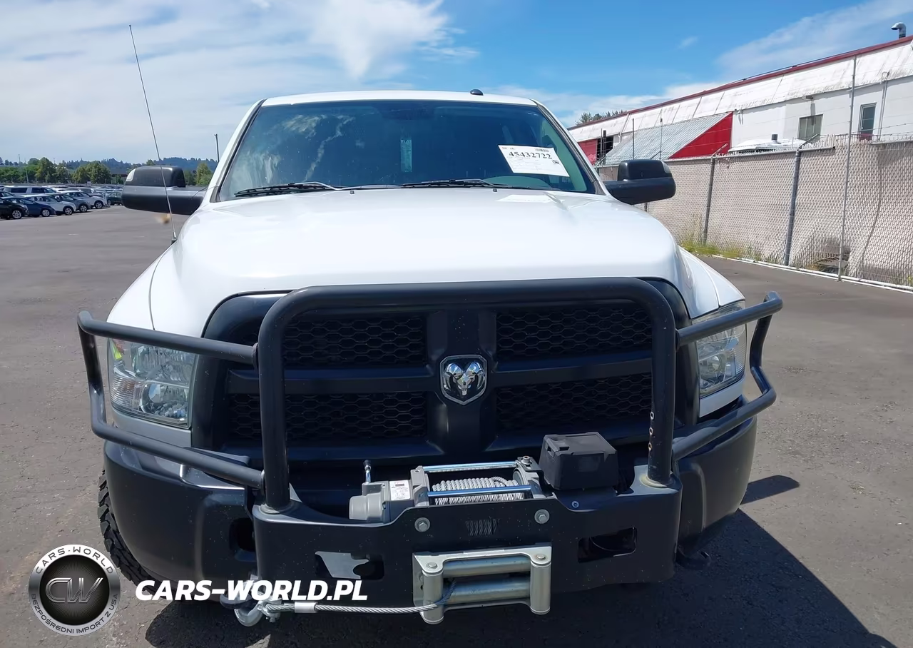 2018 Ram 3500 Tradesman 4X4 6'4 Box VIN:3C63R3CT0JG410084 - 12