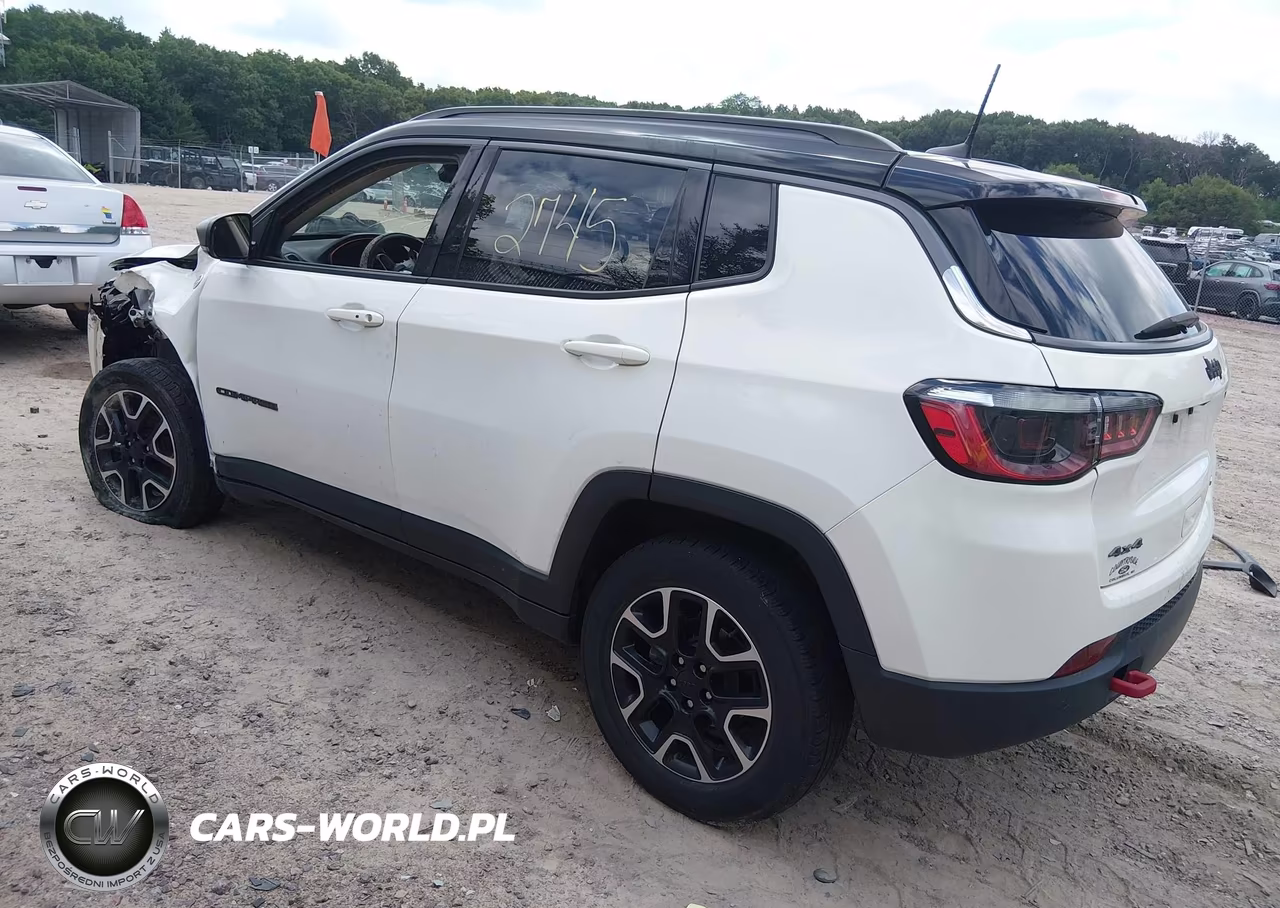 2021 Jeep Compass Trailhawk 4X4 VIN:3C4NJDDB0MT512145 - 3