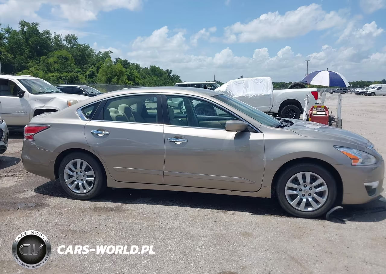 2014 Nissan Altima 2.5 S VIN:1N4AL3APXEN232274 - 13