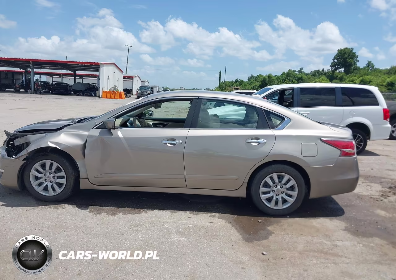 2014 Nissan Altima 2.5 S VIN:1N4AL3APXEN232274 - 14