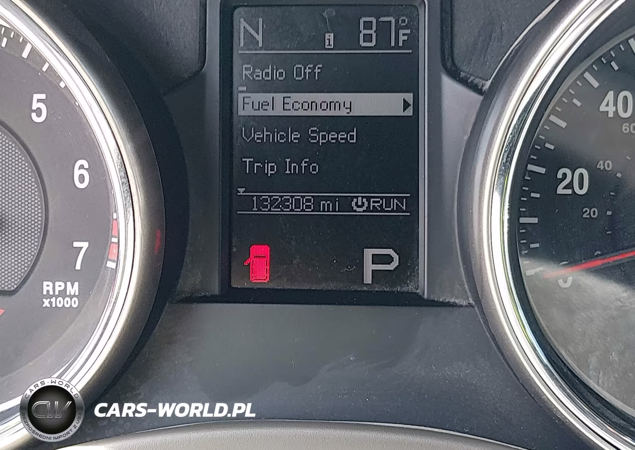2013 Jeep Grand Cherokee Laredo VIN:1C4RJFAG9DC547839 - 16