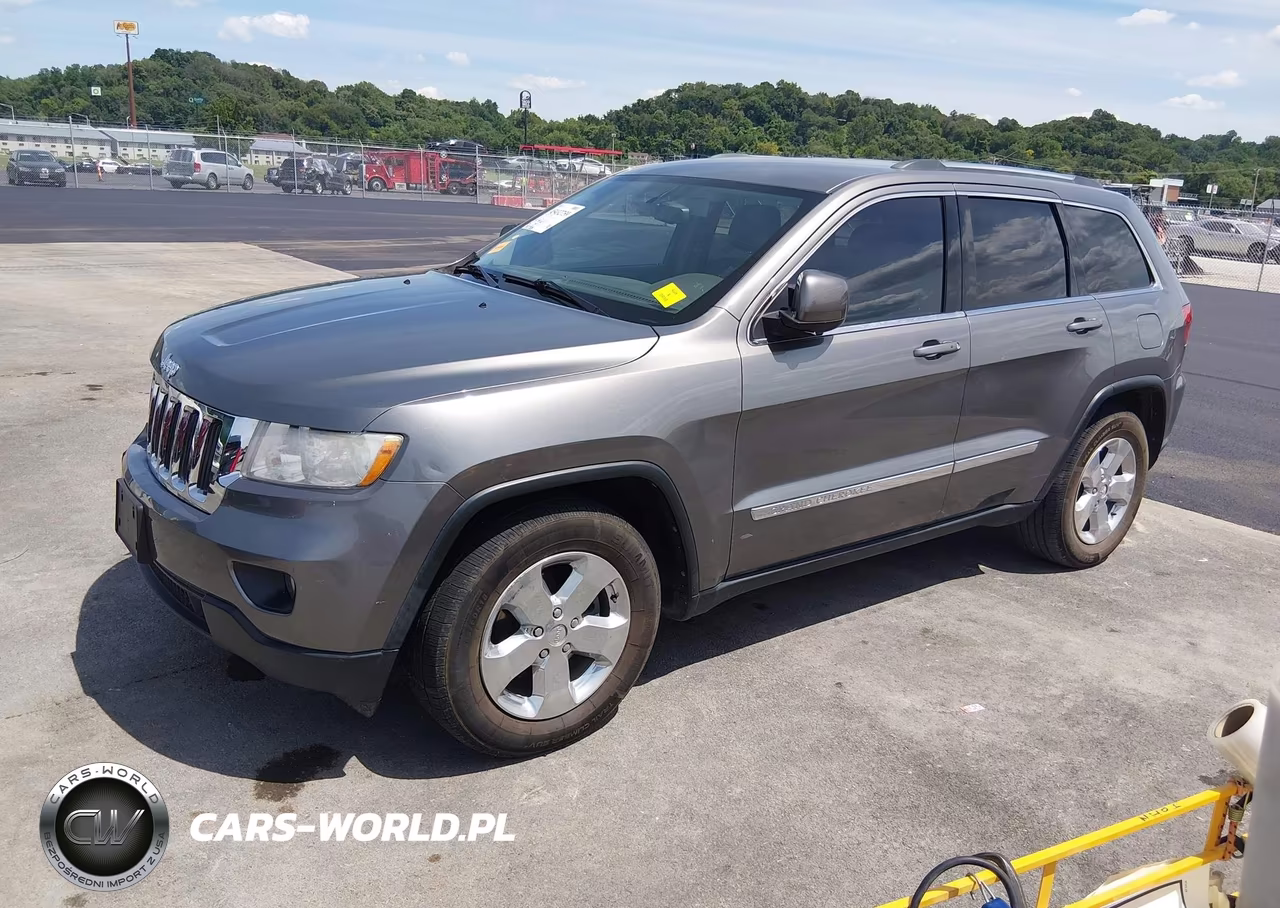 2013 Jeep Grand Cherokee Laredo VIN:1C4RJFAG9DC547839 - 2