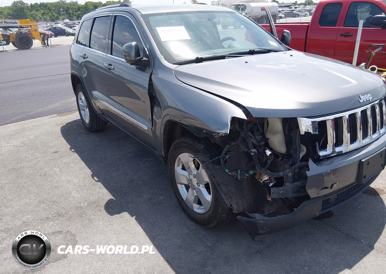 2013 Jeep Grand Cherokee Laredo VIN:1C4RJFAG9DC547839 - 6