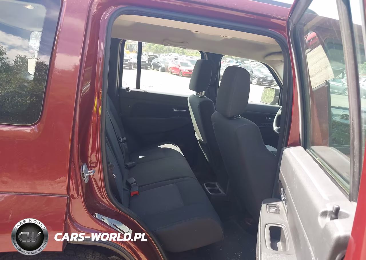 2009 Jeep Liberty Sport VIN:1J8GN28KX9W510702 - 8