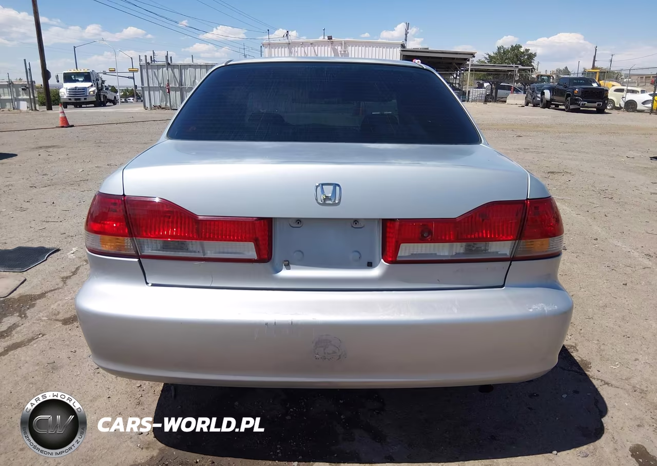 2002 Honda Accord 2.3 Vp VIN:1HGCF86632A104681 - 16