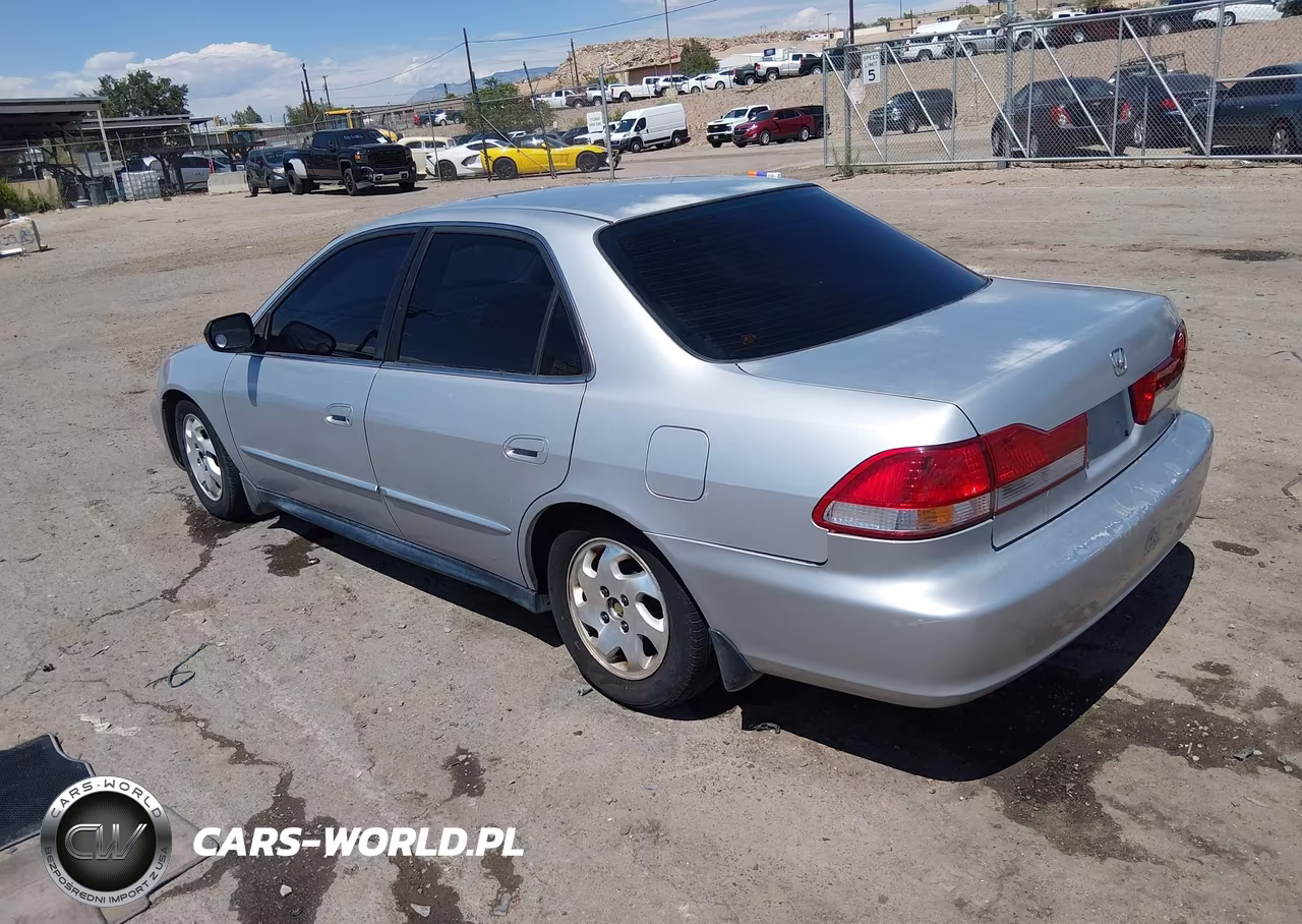 2002 Honda Accord 2.3 Vp VIN:1HGCF86632A104681 - 3