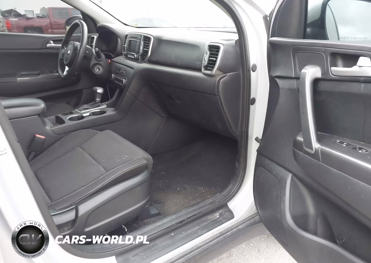 2018 Kia Sportage Lx VIN:KNDPMCACXJ7337779 - 5