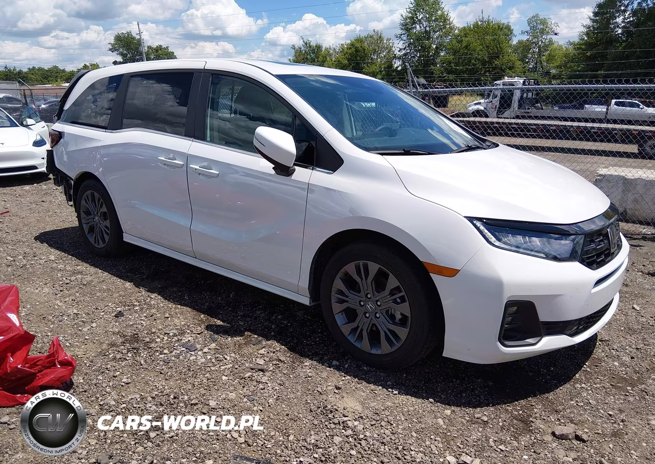 2026 Honda Odyssey Touring – zdjęcie 1 z 20