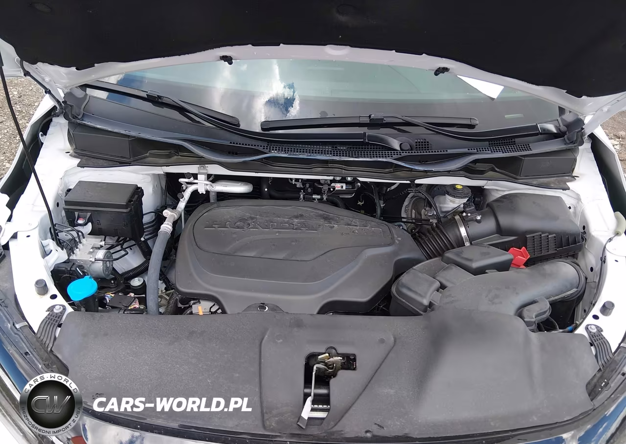 2026 Honda Odyssey Touring VIN:5FNRL6H82TB030053 - 10
