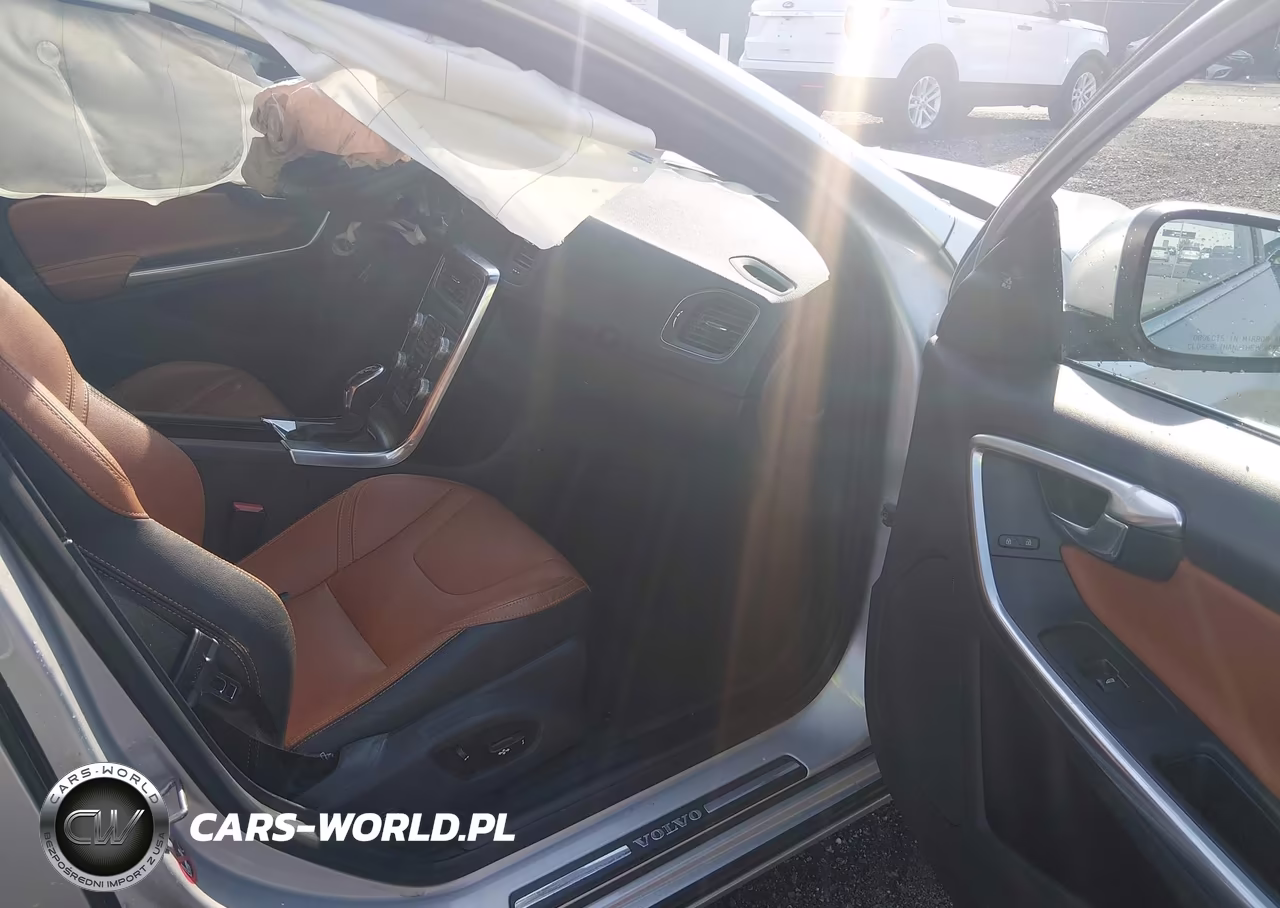 2016 Volvo S60 T5 Drive-E Premier VIN:YV126MFK8G2408780 - 5