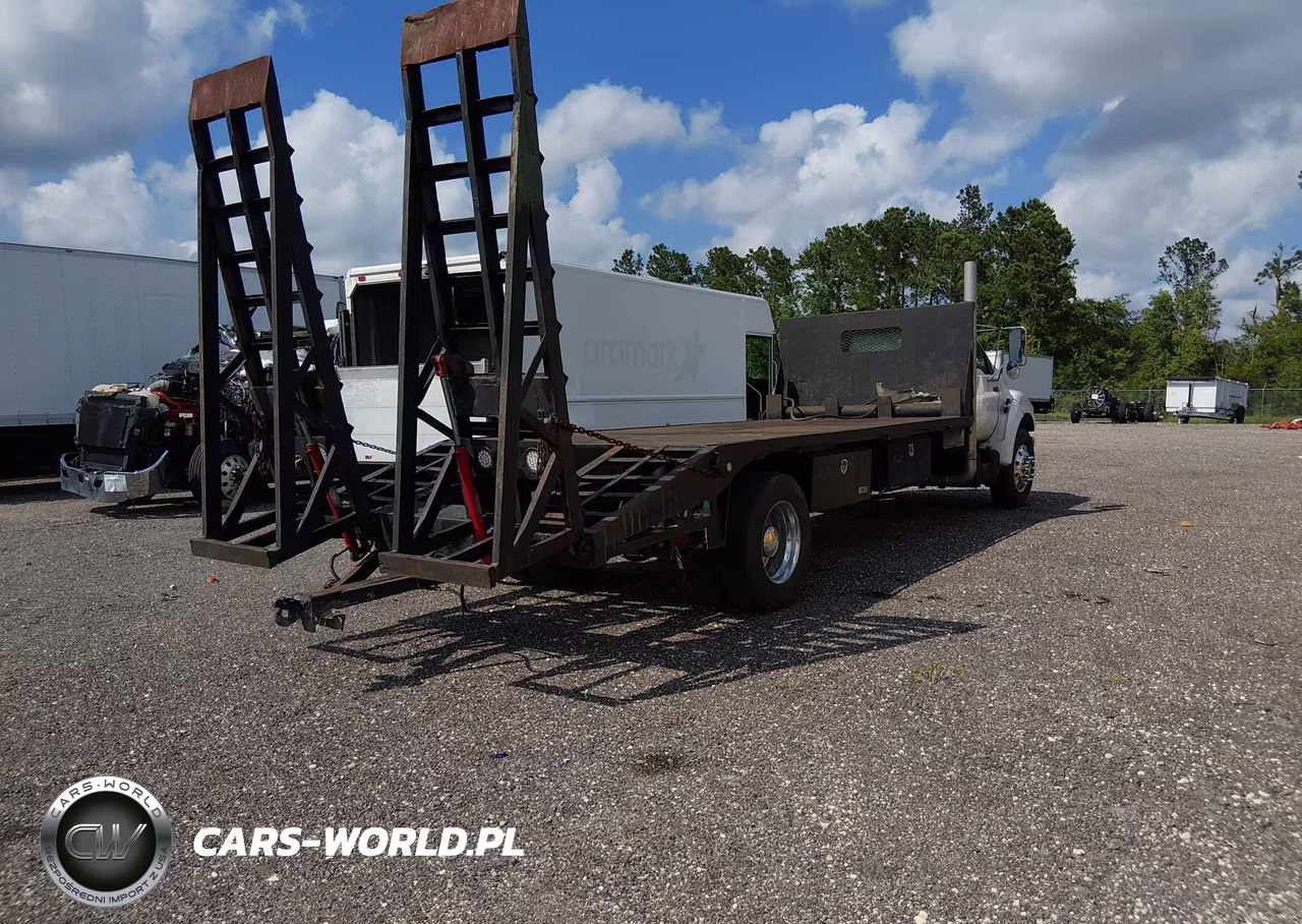2000 Ford F-650 Xl-Xlt VIN:3FDWF6544YMA19369 - 4
