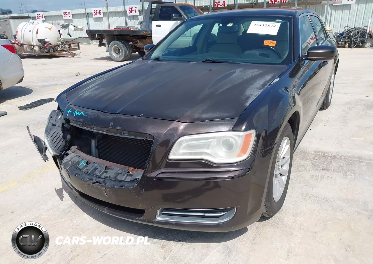 2012 Chrysler 300 VIN:2C3CCAAG4CH165706 - 6