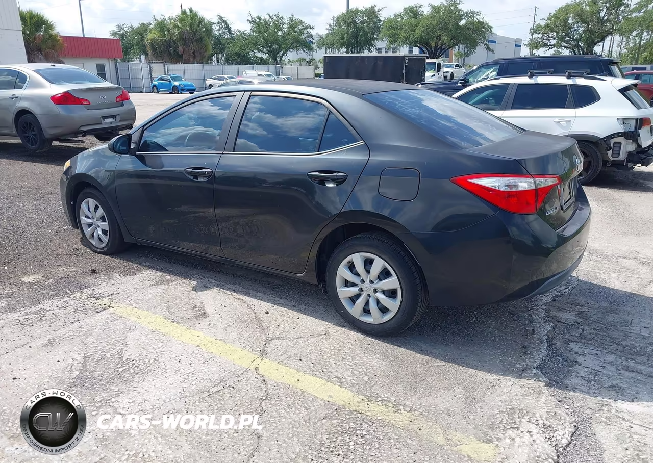 2015 Toyota Corolla Le VIN:2T1BURHE3FC473407 - 3