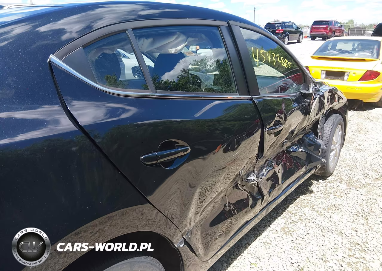 2016 Mazda Mazda3 I Sport VIN:JM1BM1U7XG1349102 - 17
