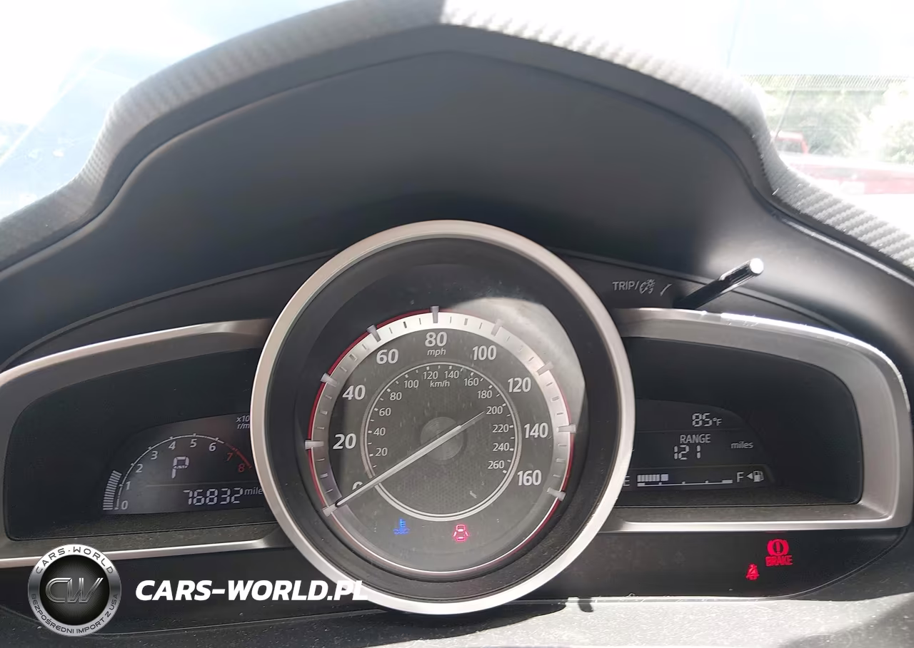 2016 Mazda Mazda3 I Sport VIN:JM1BM1U7XG1349102 - 7