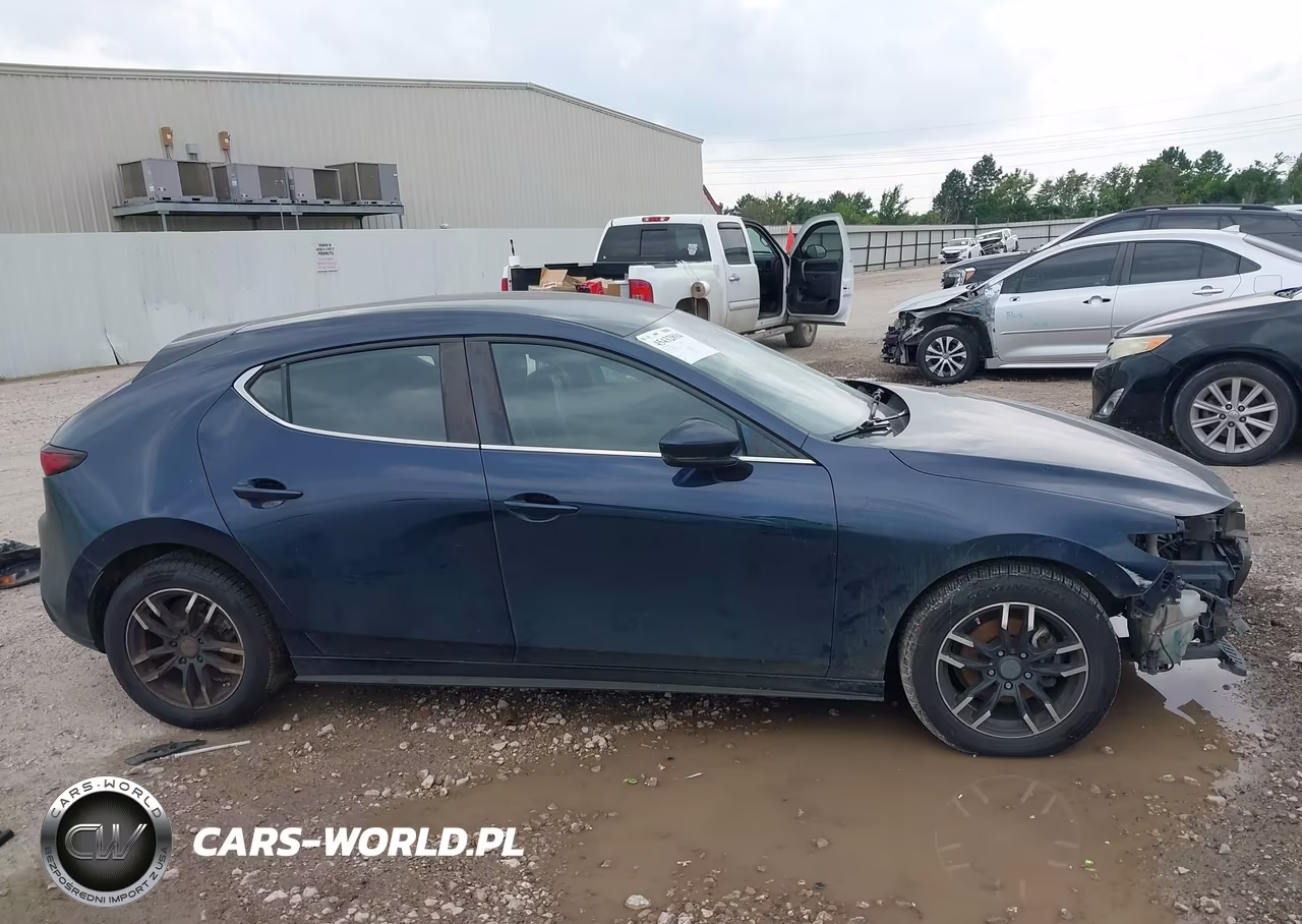 2020 Mazda Mazda3 VIN:JM1BPALM0L1175808 - 14