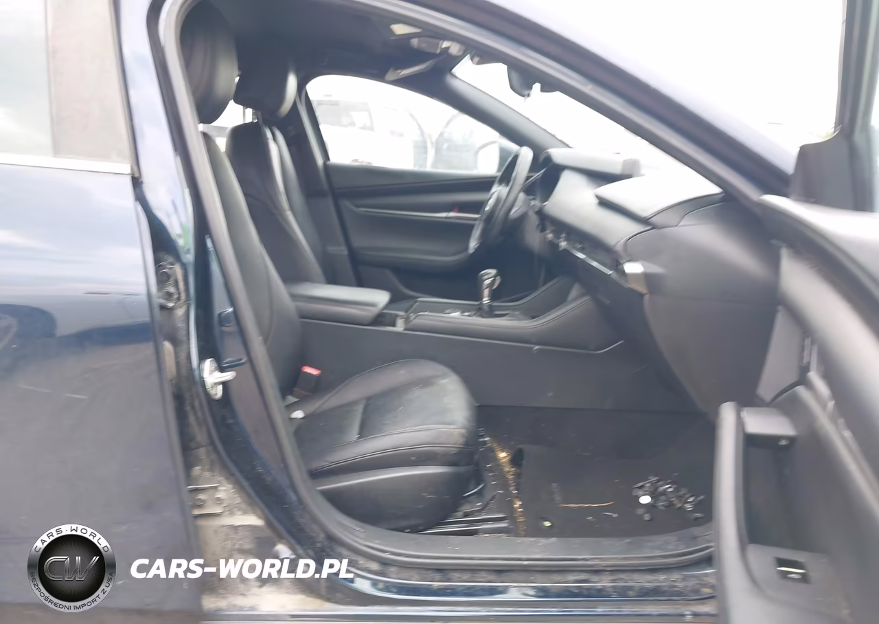2020 Mazda Mazda3 VIN:JM1BPALM0L1175808 - 5