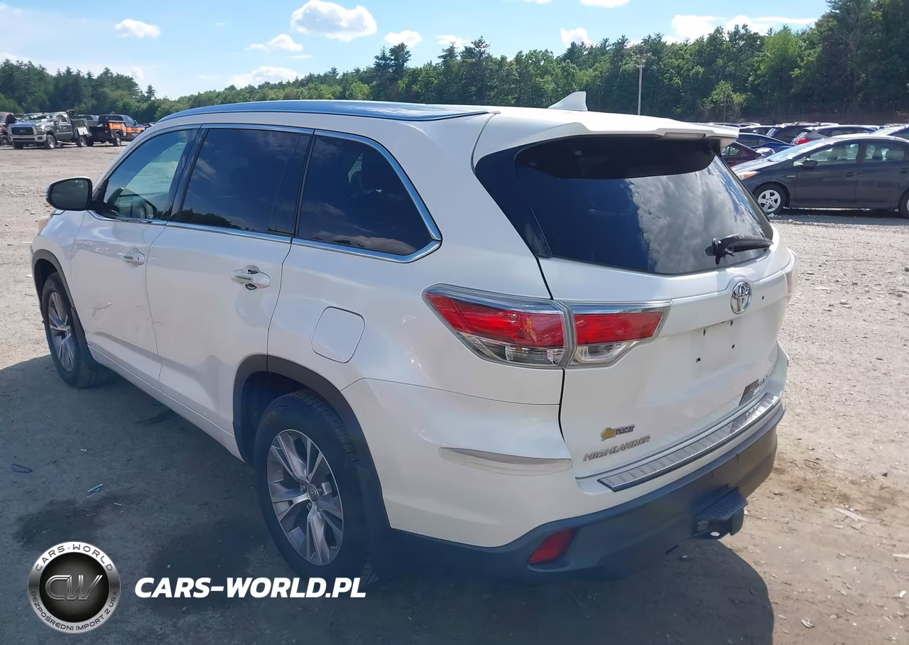 2015 Toyota Highlander Xle V6 VIN:5TDJKRFH4FS192576 - 3