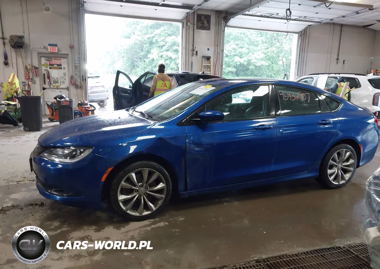 2015 Chrysler 200 S VIN:1C3CCCBG8FN528658 - 12