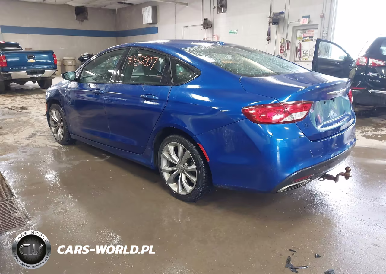 2015 Chrysler 200 S VIN:1C3CCCBG8FN528658 - 3