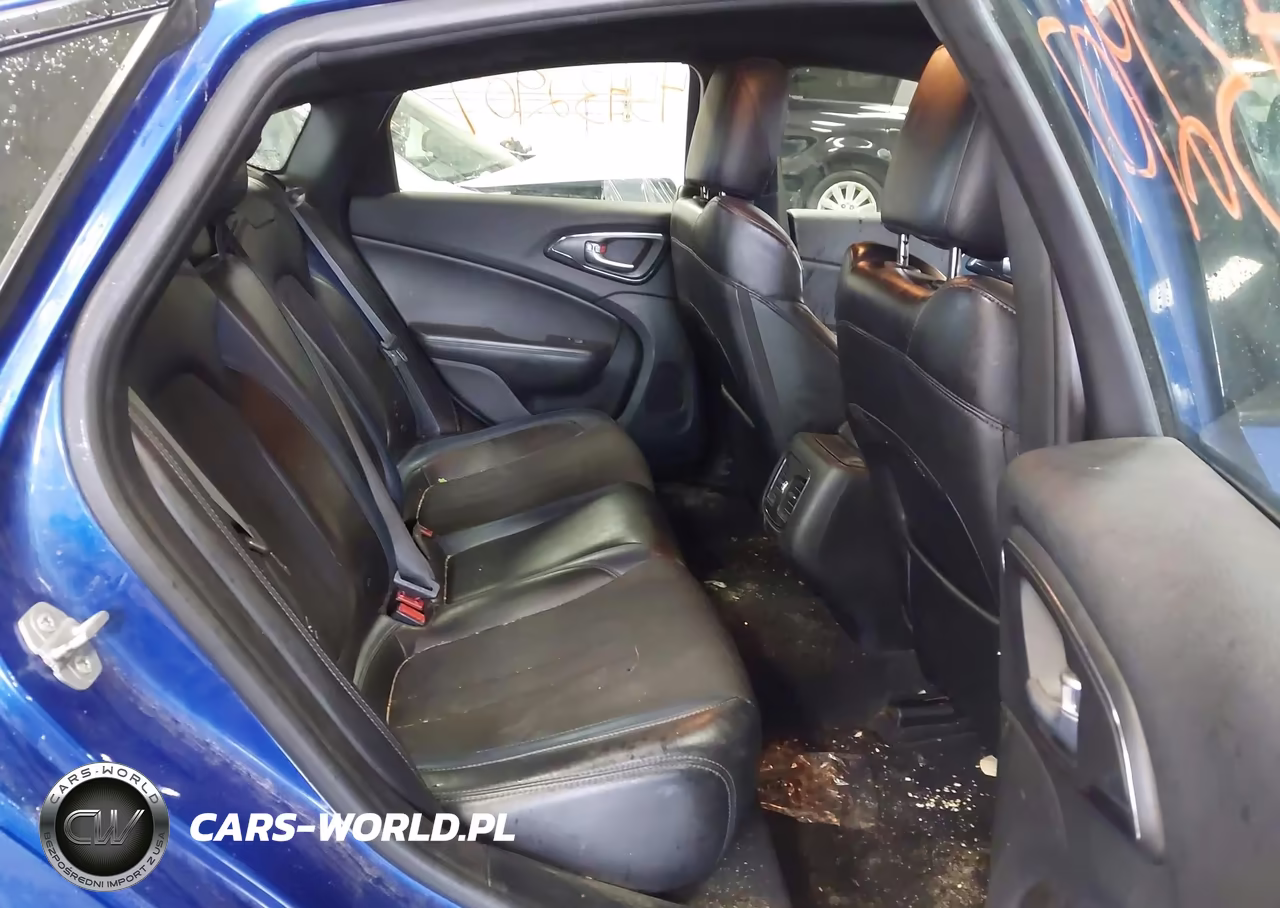 2015 Chrysler 200 S VIN:1C3CCCBG8FN528658 - 8