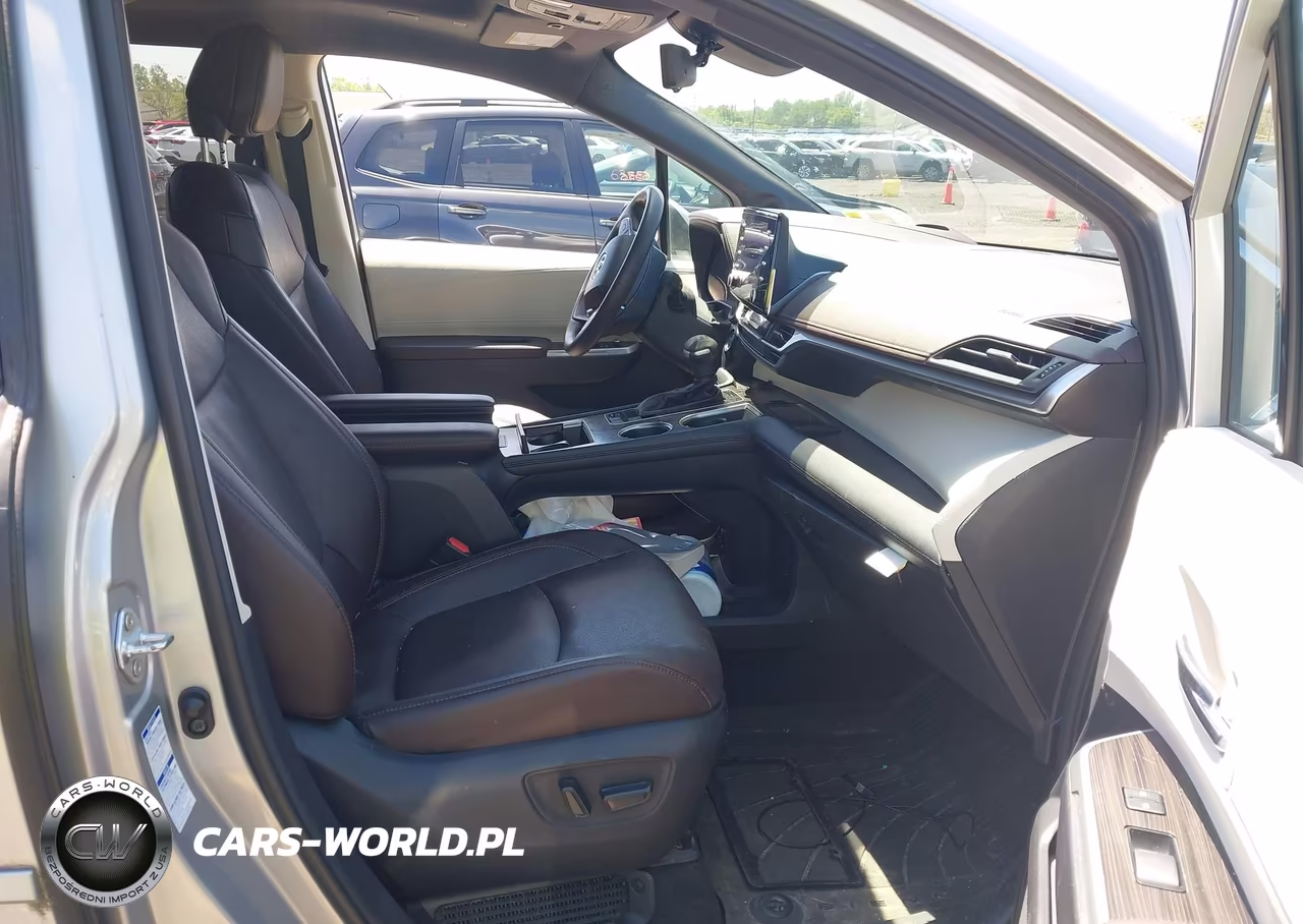2021 Toyota Sienna Platinum VIN:5TDESKFC1MS013016 - 5