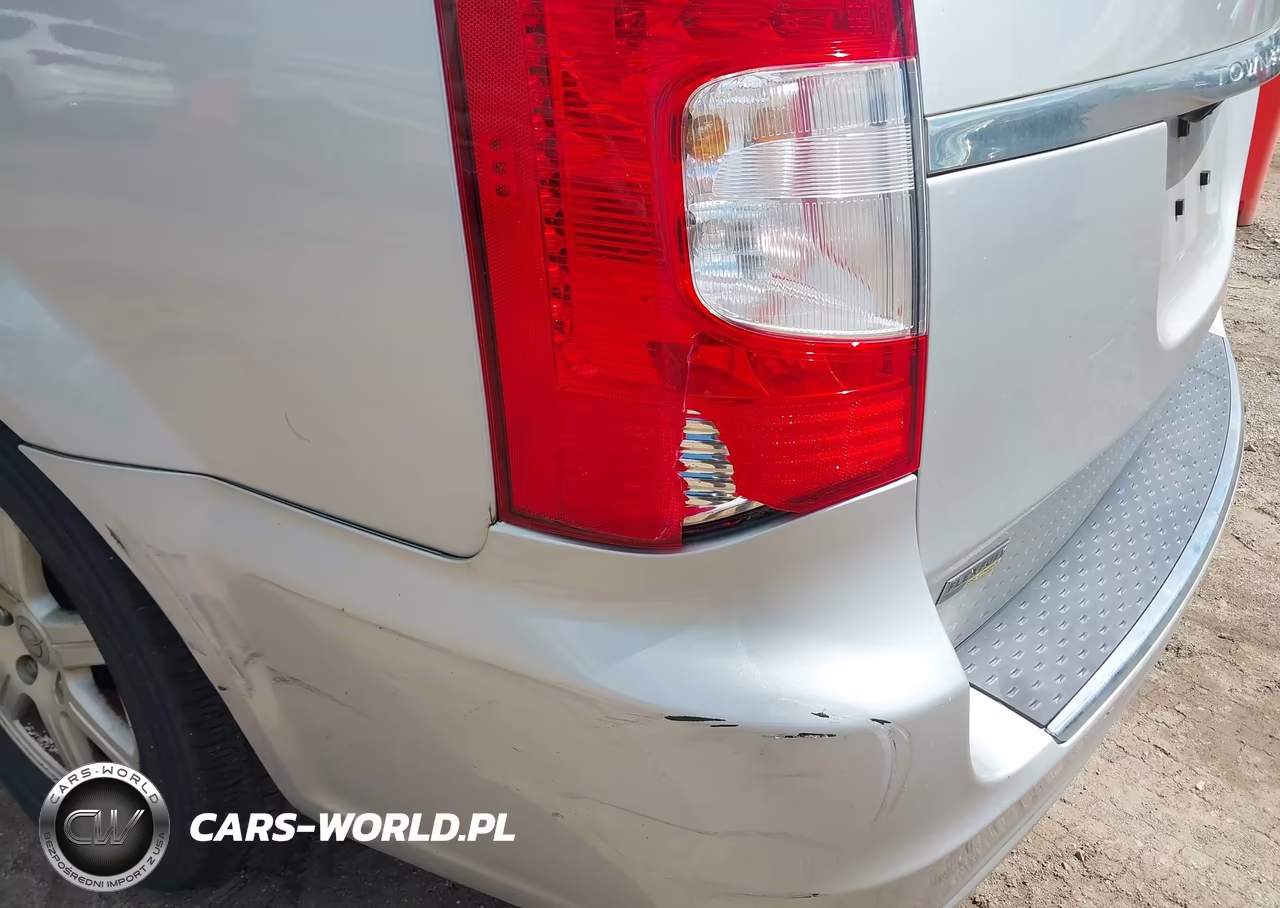 2012 Chrysler Town & Country Touring VIN:2C4RC1BG0CR309086 - 13